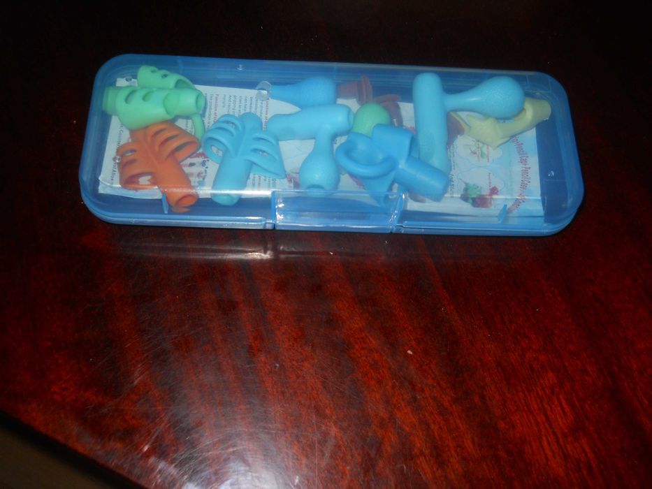 Set Suport Corectarea Pozitiei de Scriere prescolari, scolari 13 piese