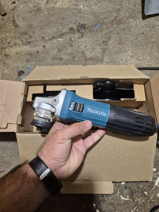 Polizor unghiular(flex) Makita