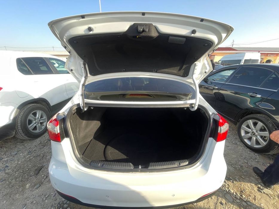 Kia Cerato 2017год