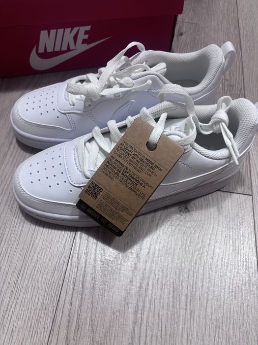 Нови сникърси Nike