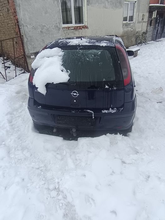 Vând Opel corsa mai multe detalii la numărul de telefon