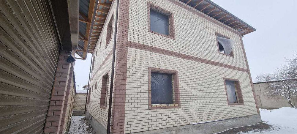 Продаётся участок с домом ( коробка) Яшнабадский р. мах.Мохирлар