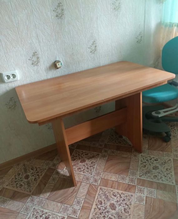 Кухонный стол кухня