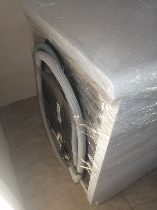 Продам посудомоечную машину indesit