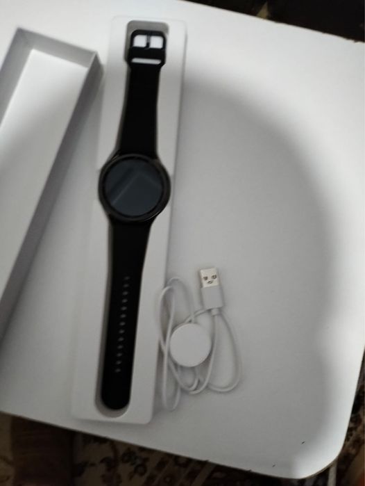 Продам смарт часы samsung Watch 6 classic