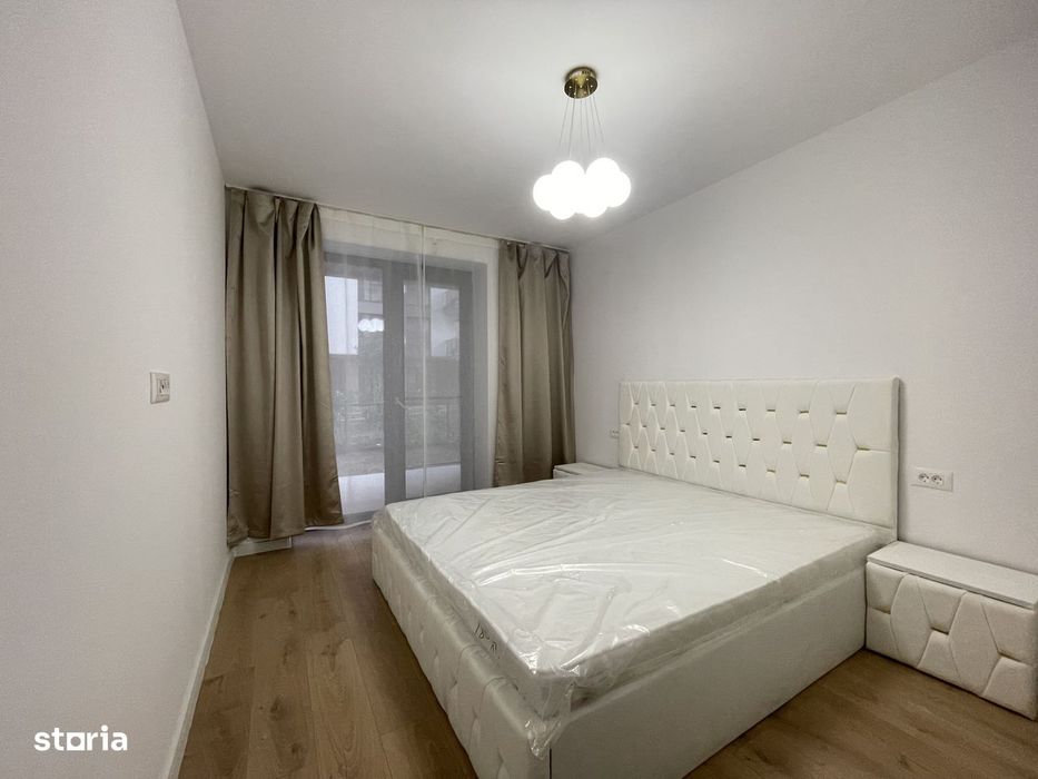 Apartament 2 camere, 50mp,30mp curte, metrou, centrala,Hils Titanium