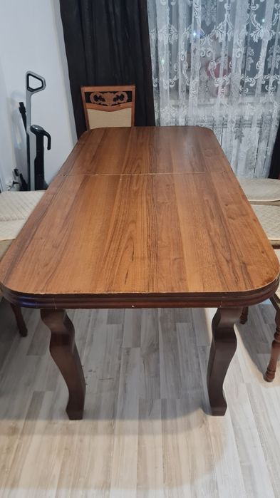 Обеденный стол раскладной + 8 стульев