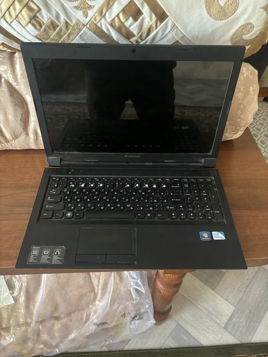 Ноутбук продам срочно