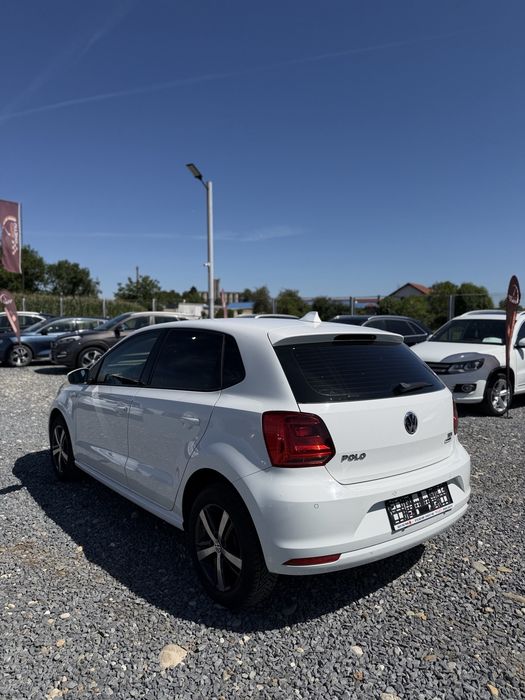 VOLKSWAGEN Polo 2015 — imagine 2