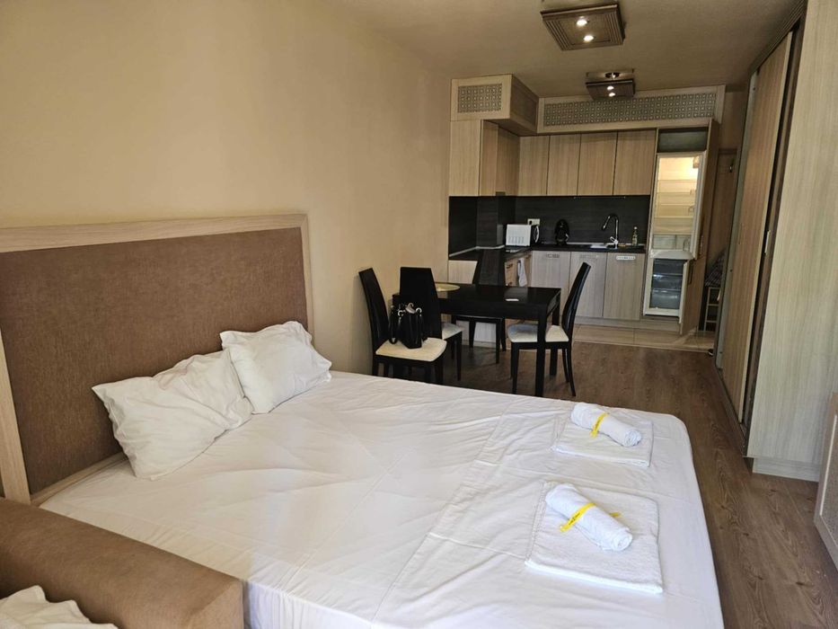 Продава се Едностаен апартамент в к.к. Златни пясъци - 51 кв.м за 2020 €/кв.м - Снимка #16