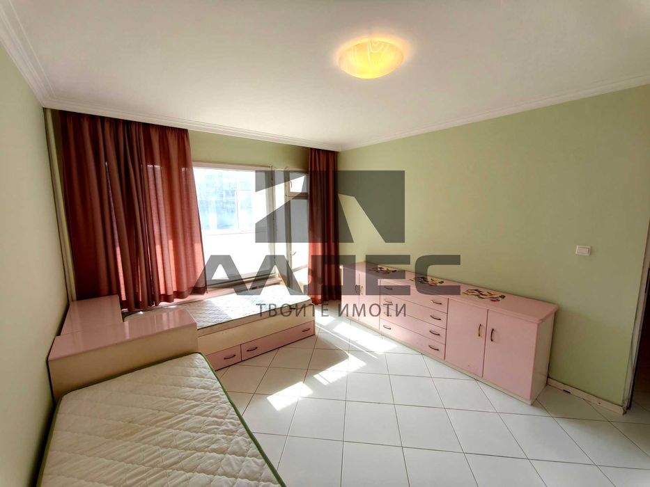 Дава се под наем Тристаен апартамент в София, Младост 1 - 95 кв.м за 797.64 € - Снимка #11