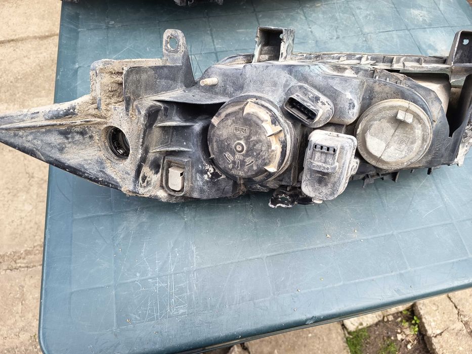 Faruri Renault Megane 2 second hand.