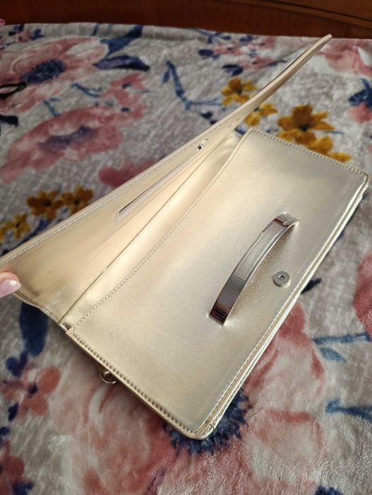 Сумка клатч золотистый цвет