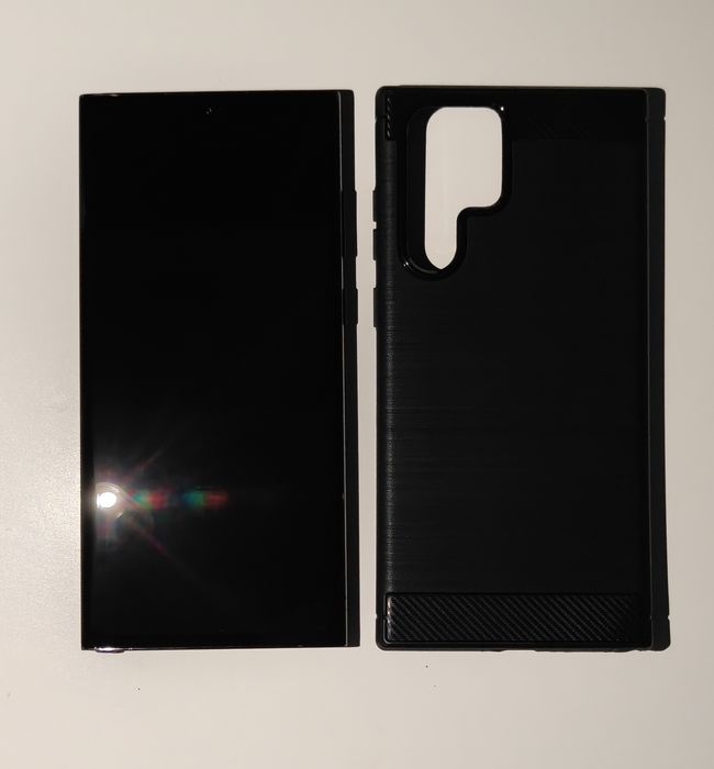Vând Samsung s22 ultra 128gb Negru stare impecabilă