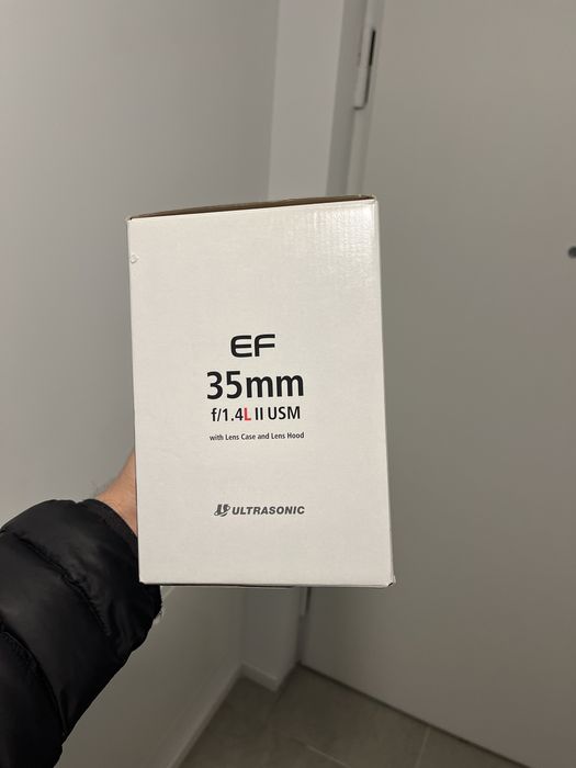 Canon EF 35mm f/1.4L II USM