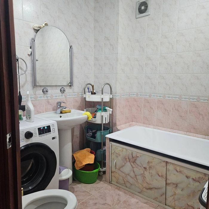 Продается 2х ком квартира, ориентир: ул Новомосковская, 50м²