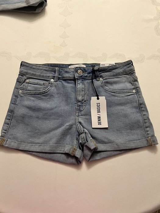 Короткие шорты Mango