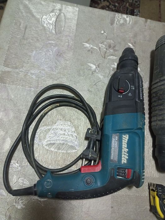 Продам рабочие.Перфораторы.