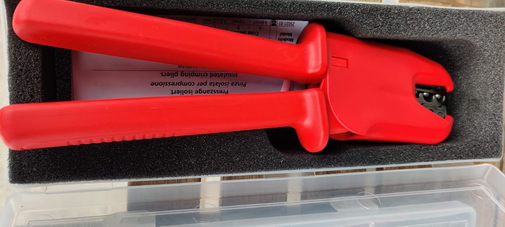 Intercable Clește de sertizare 1.5²-2.5²; 4²-6²; 10²  pentru conectori