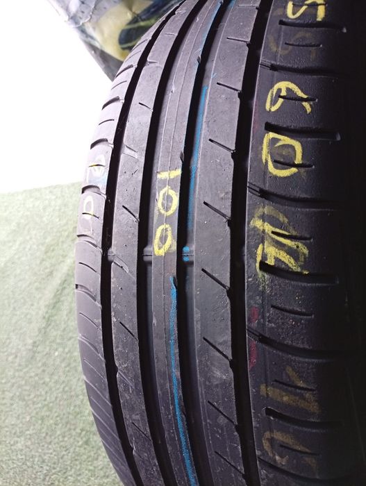 215 60 16 Falken 60 lei bucata