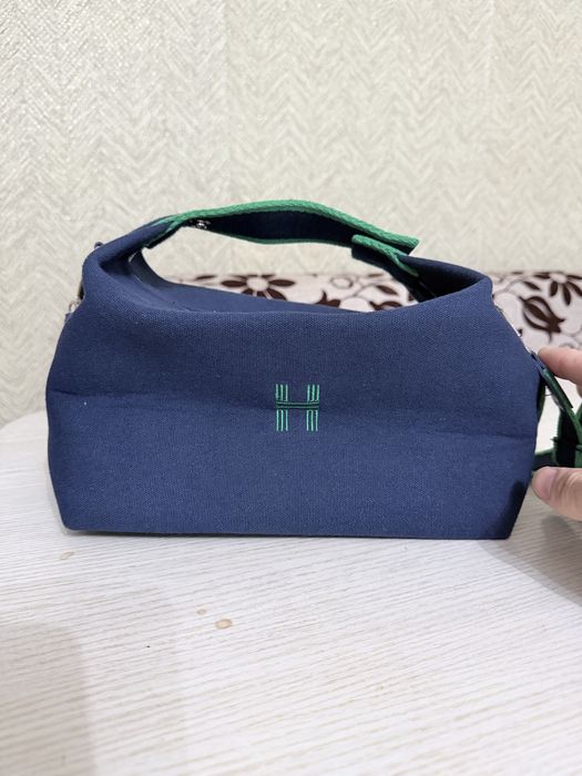 Продам сумочку срочно новая