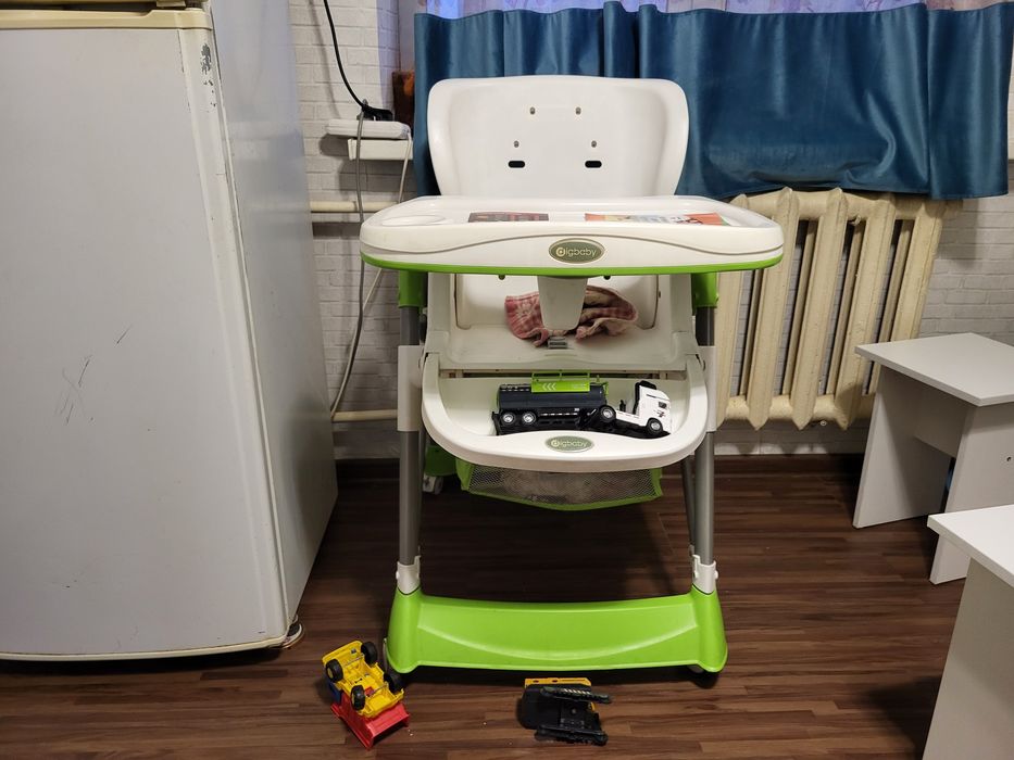 Детский стул для кормления