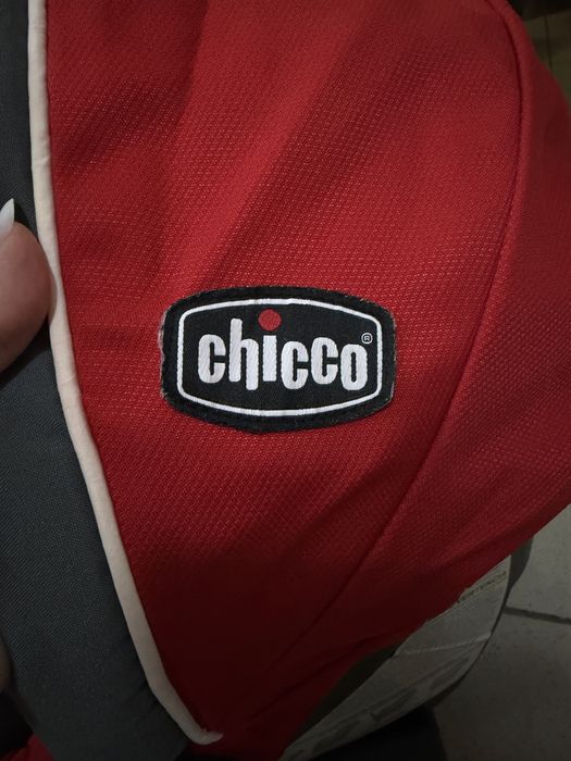 Автомобильное кресло