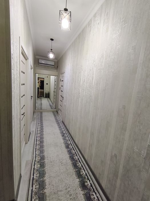 Сдаётся 2-х комнатная квартира азия хаус 5-этаж