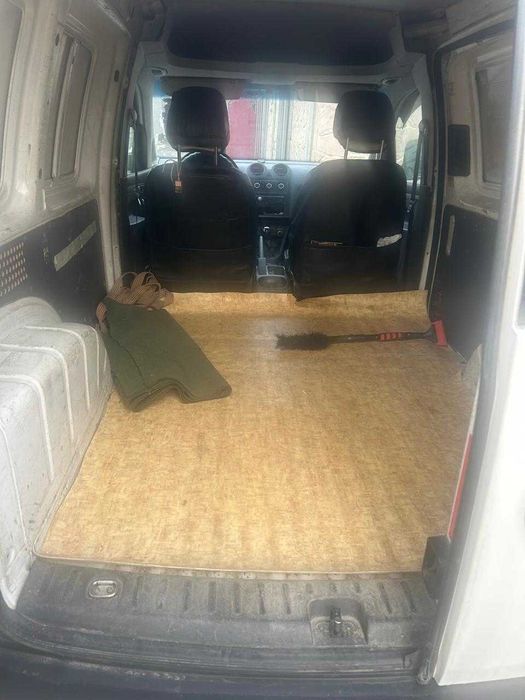 Volkswagen Caddy 2012 года 1,6 Дизель