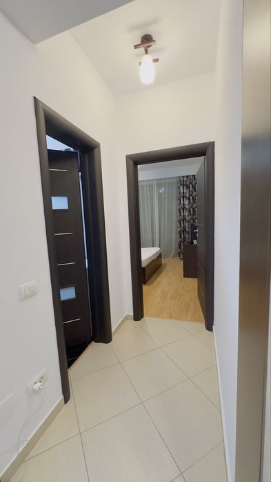 PROPRIETAR vand APARTAMENT 2 camere decomandat