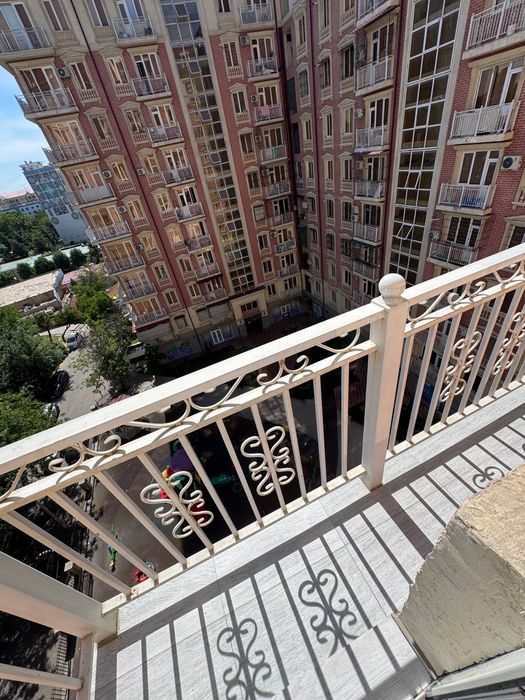 ЖК Хонсарой, Юнусабад 19. Ор-р “Vosiq school”, Батальон