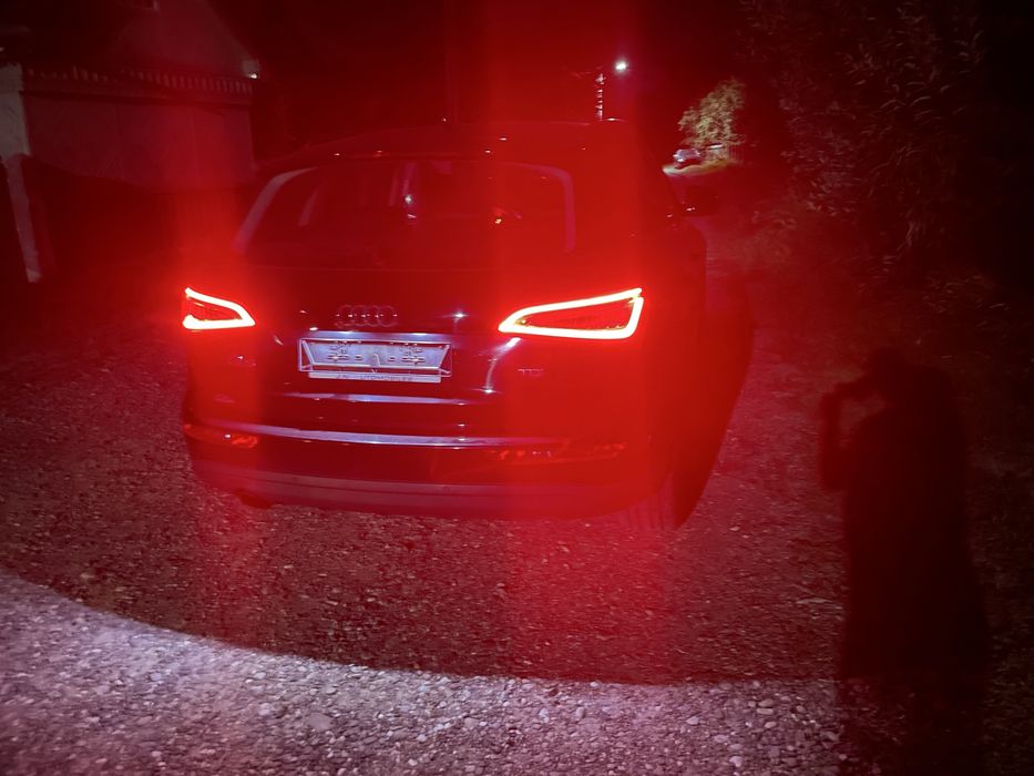Audi Q5 model  led față,  spate, 2.0 tdi 177 cp