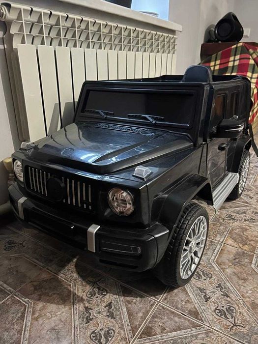 Детская кровать машинка