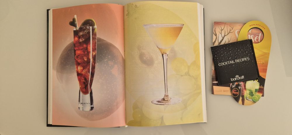 Книга Коктейли 1777