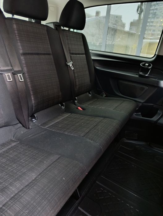 Transport   Grupuri  -Inchiriere.     vito   8+1 automat