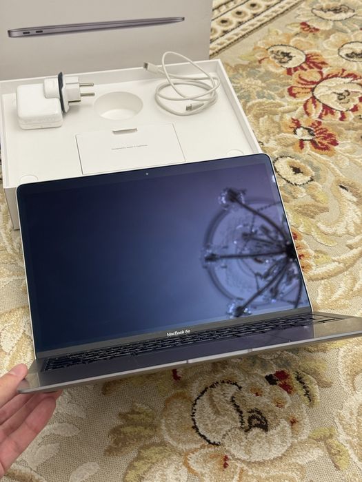 MacBook Air M1 silver EAC идеальное состояние