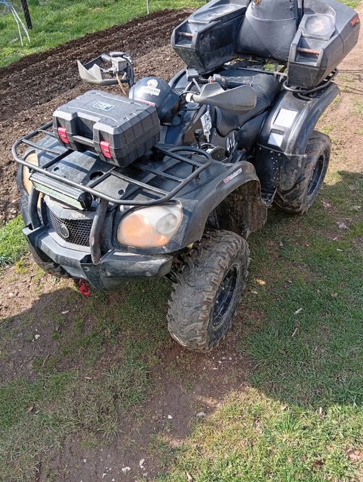 Vand sau schimb cu linhai 300 4x4 cu diferenta