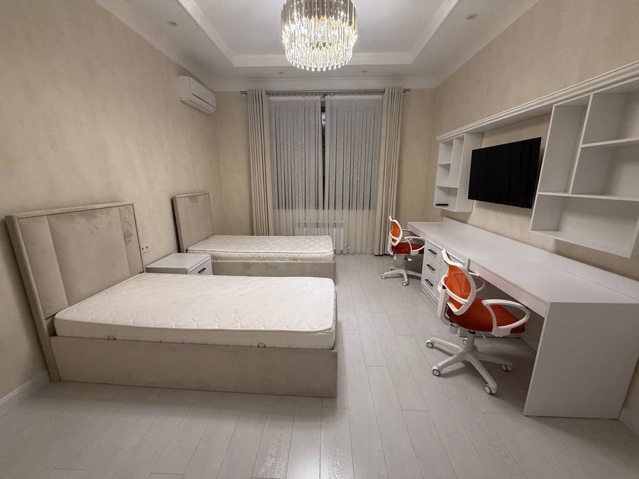 4х комнатная квартира в Мирабадском р-не, ремонт, мебель, техника