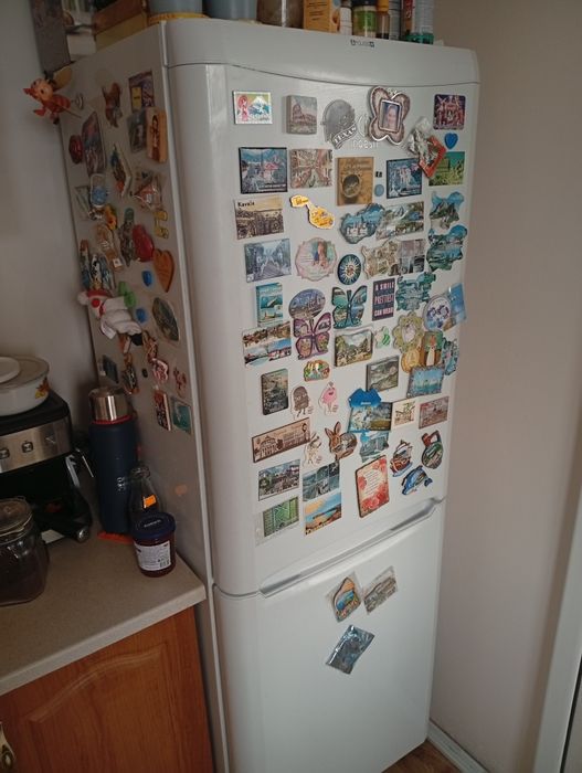 Продавам хладилник