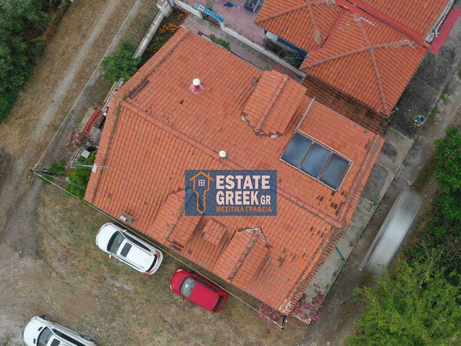 продава се КЪЩА ЗА ГОСТИ В АСПРОВАЛТА 4 апартамента (4711)