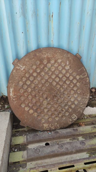 Люк колодезный, чугунный