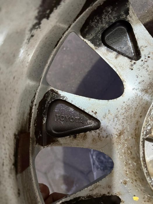 Диски R16 от Toyota camry 40