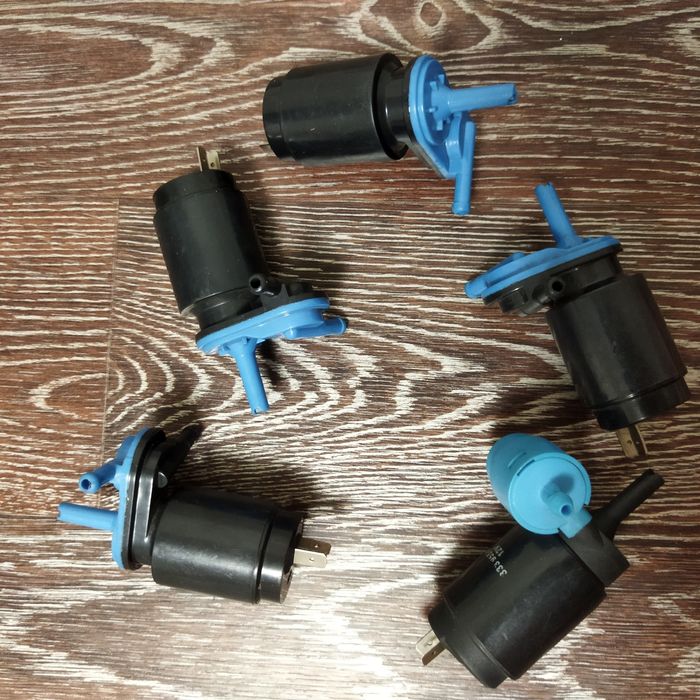 Насос омывателя на гольф 2