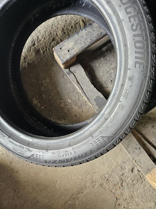2 anvelope vara 225 45 17 Bridgestone