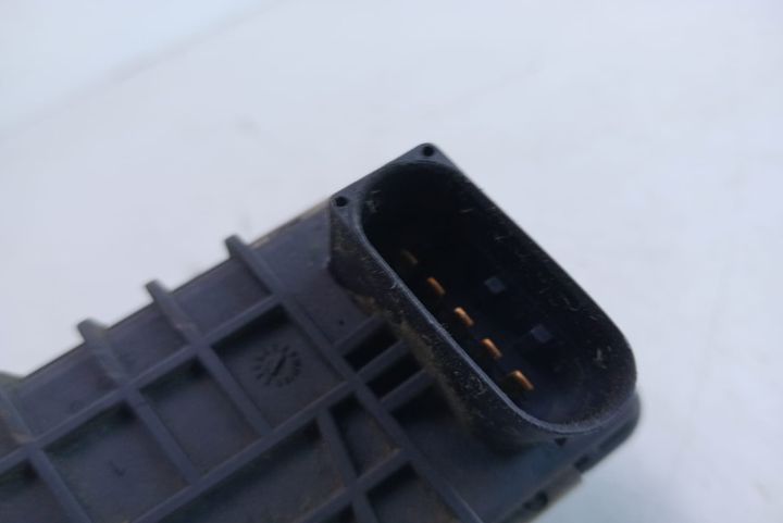 Actuator turbo 6NW008412 Mercedes-Benz E-Class W211 (facelift) seria