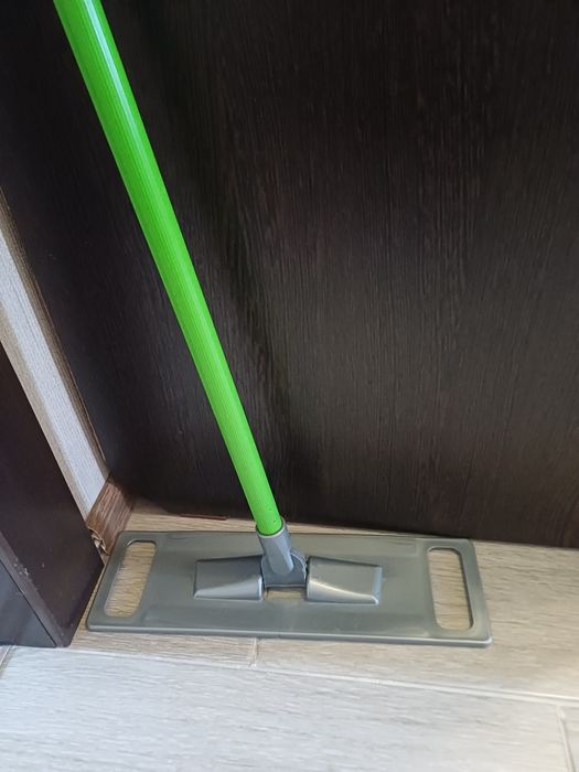 Швабры для мытья полов