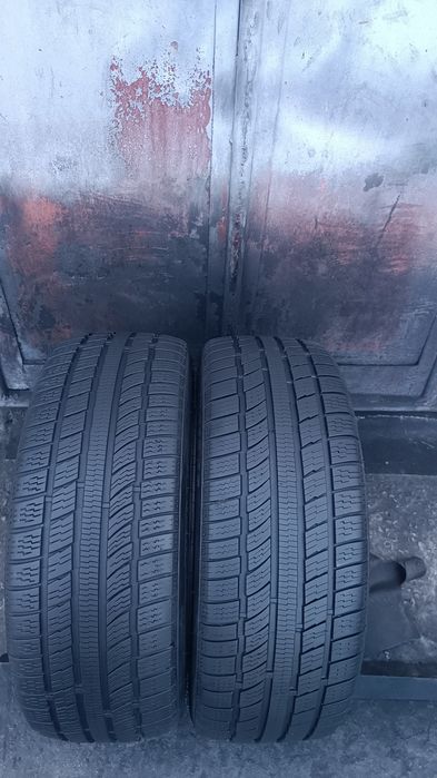 205/45/17 Ovation