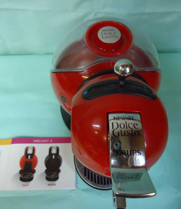 Кафемашина с гаранция 1 година NESCAFÉ® Krups Dolce Gusto Melody.Red