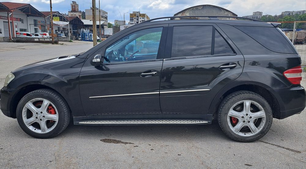 Предна задна врата Мерцедес МЛ W164 320 лява дясна ML 280 420 врати