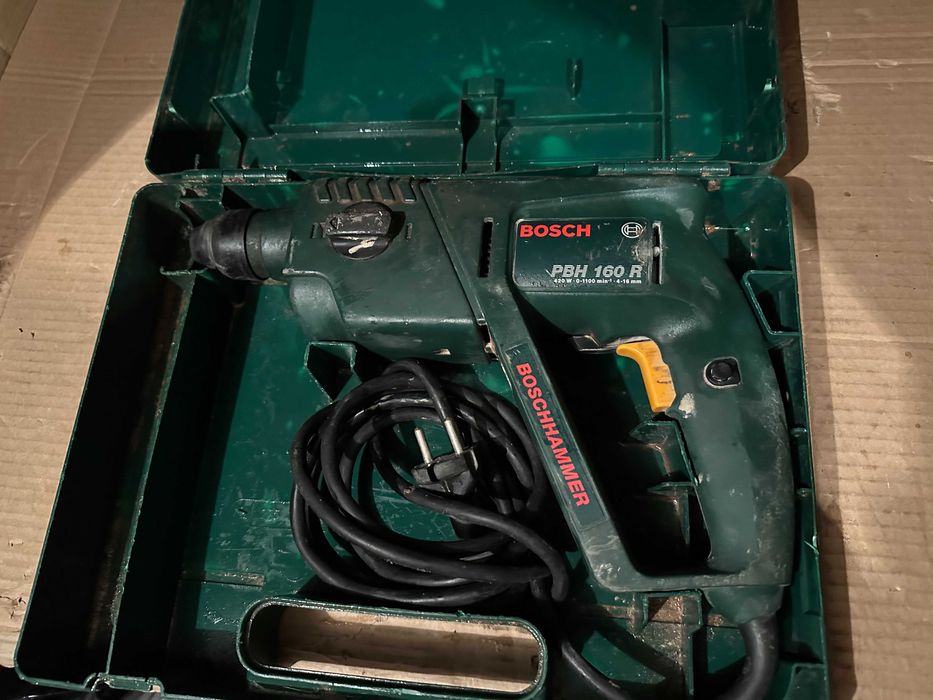 Перфоратор BOSCH PBH 200 R 420W